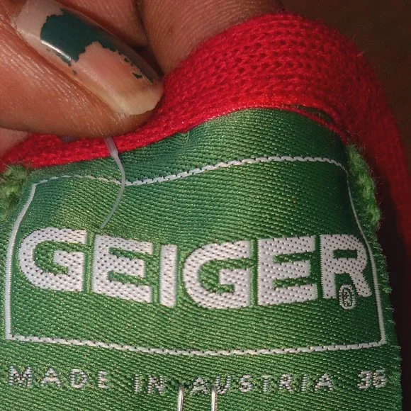 Geiger pure wool made in Austria red button down cardigan - Picture 6 of 8